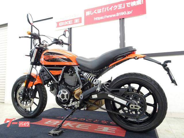 在庫あり/即出荷可】 ヘッドライトフレーム【ducati sixty2 純正