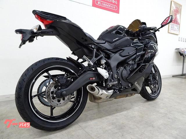 カワサキ Ninja ZX－25R スモークスクリーン／2021年