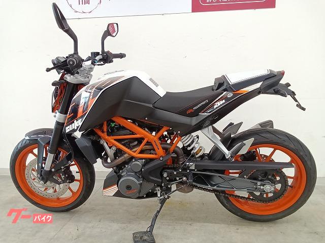 KTM 390デューク AKRAPOVICマフラー／シングルシート