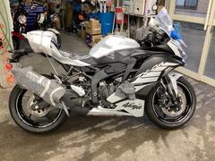 カワサキ　Ｎｉｎｊａ　ＺＸ−４Ｒ　ＳＥ