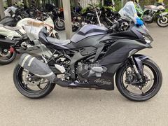 カワサキ　Ｎｉｎｊａ　ＺＸ−２５Ｒ　ＳＥ
