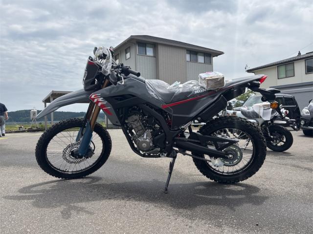 CRF250L【8BK-MD47】グレー外装　ほぼ新車外し純正シート　美品 ホンダ CRF250L MD47 スイフトグレー シート高830mm