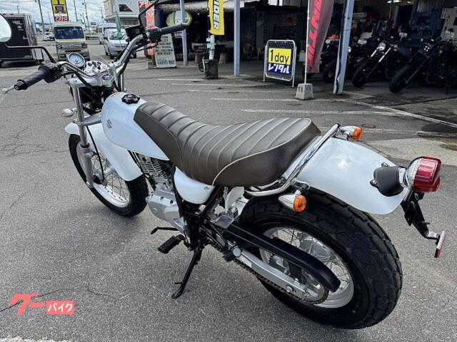 SUZUKI バンバン200 NH41A キャブレター　オールペイント　ホワイト/ベージュ　フロントフォークOH ブレーキパッド交換　シート新品張り替 スズキ バンバン200 キャブレターモデル NH41A型 スーパー