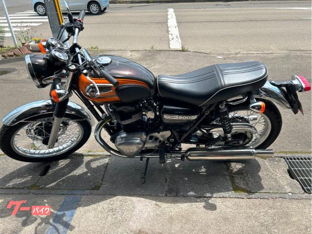 Ｗ８００