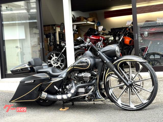 ＦＬＨＲ　ロードキング　フルカスタム　３０インチフロントホイール　前後エアサス　センタースタンド　オープンプライマリー　１オーナー