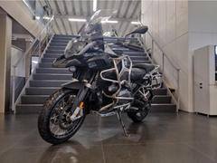ＢＭＷ　Ｒ１２００ＧＳアドベンチャー　トリプルブラック