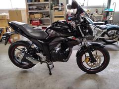 スズキ　ＧＩＸＸＥＲ１５０　社外スクリーン　前後タイヤ新品