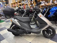 スズキ　アドレスＶ１２５Ｇリミテッド　リアＢＯＸ　　グリップヒーター　ＵＳＢソケット　搭載