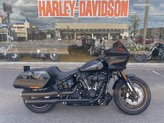 ＨＡＲＬＥＹ−ＤＡＶＩＤＳＯＮ　ＦＸＬＲＳＴ　ソフテイル　ローライダーＳＴ　前後クラッシュバー　社外オーディオ　グリップヒーター　ＵＳＢ電源
