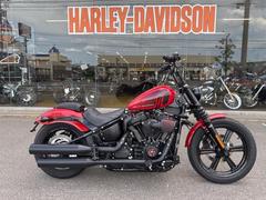 ＨＡＲＬＥＹ−ＤＡＶＩＤＳＯＮ　ＦＸＢＢＳ　ソフテイルストリートボブ１１４　ＳＥマフラー　Ｖ＆Ｈエアクリーナー　フューズドハンドル　クラッシュバー　ＥＴＣ