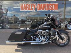 ＨＡＲＬＥＹ−ＤＡＶＩＤＳＯＮ　ＦＬＨＸ　ストリートグライド　ＲＳＤホイール、ＲＳＤハンドル、ＮＥＳＳエアクリ　Ｖ＆Ｈマフラー　スピーカー増設　ローダウン　ＥＴＣ