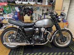 カワサキ　Ｗ８００　ストリート　２０２１年モデル！ＥＴＣ車載器、エンジンガード付き！ハンドル、Ｆ・Ｒフェンダー交換！
