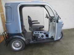 トライク　トライク　ＡＰトライク２５０　３人乗り　水冷４スト単気筒　　クラッチレバー式５速ＭＴ　　ＵＳＢ有　ＬＥＤライト　側車付軽２輪自動