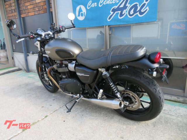 TRIUMPH ストリートツイン　純正オプションマフラー　バンス＆ハインズ　中古 TRIUMPH ストリートツインオプションバンス＆ハインズ