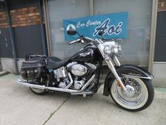 ＨＡＲＬＥＹ−ＤＡＶＩＤＳＯＮ　ＦＬＳＴＮ　ソフテイルデラックスキャブ車