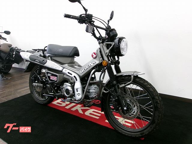 ホンダ CT125ハンターカブ ZETA製マルチバー付