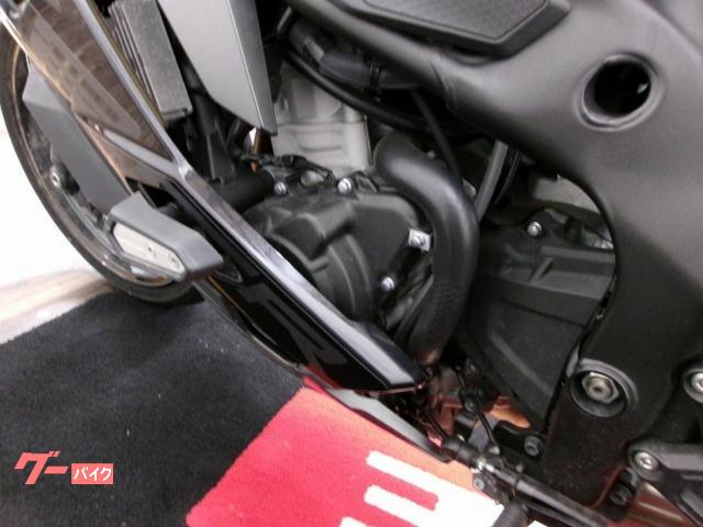 カワサキ Ninja ZX－25R SE フルノーマル／マルチバー付き