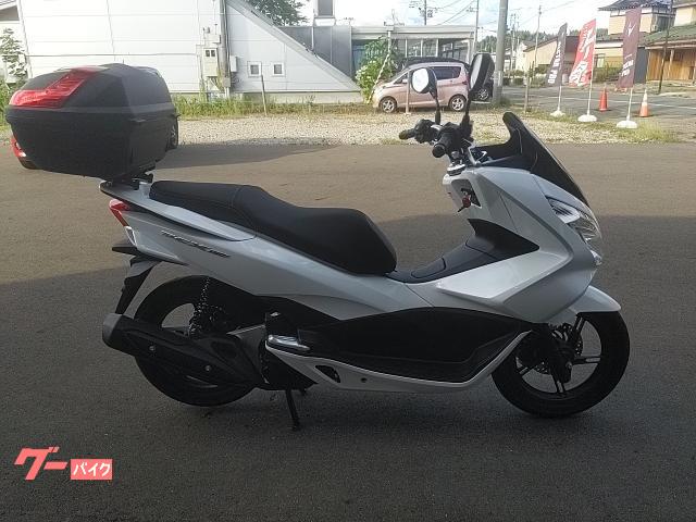 ＰＣＸ１５０　ＧＩＶＩリアボックス　ＬＥＤヘッドライト