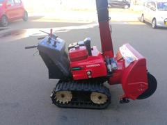 除雪機　除雪機　ホンダ　ＨＳ１１８０?　ハイブリッド　オーガローリング付　除雪幅８００ｍｍ　納車時バッテリー新品