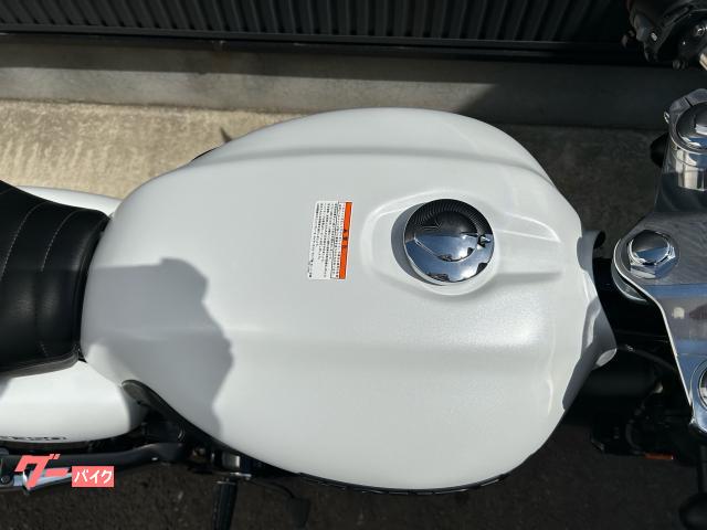 ホンダ GB350 マットパールグレアホワイト セパハン仕様｜（株