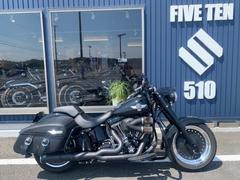 ＨＡＲＬＥＹ−ＤＡＶＩＤＳＯＮ　ＦＬＳＴＦＢＳ　ファットボーイＳ　ブラック　フルエキ＆チューニング済　サドルバック　ＬＥＤライト　フォグランプ　ナセルカスタム多数