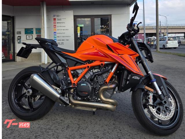 １３９０　ＳＵＰＥＲ　ＤＵＫＥ　Ｒ　ＥＶＯ　アクラポサイレンサー＆無制限ロードサービスプレゼント！