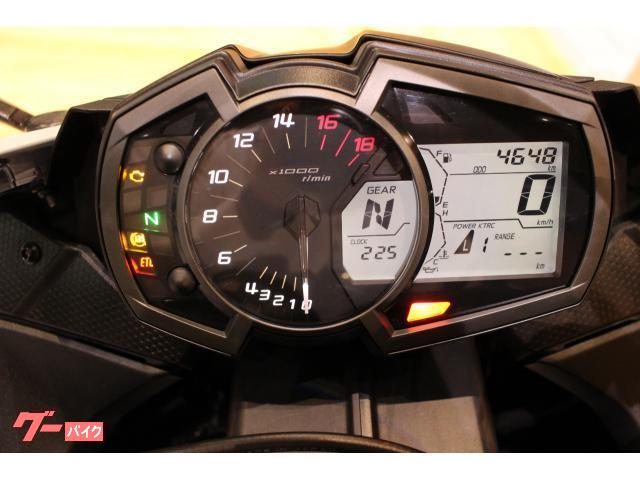 カワサキ Ninja ZX－6R 2021年モデル USB電源