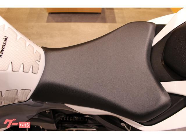 カワサキ Ninja ZX－6R 2021年モデル USB電源