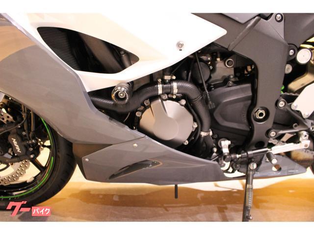 カワサキ Ninja ZX－6R 2021年モデル USB電源