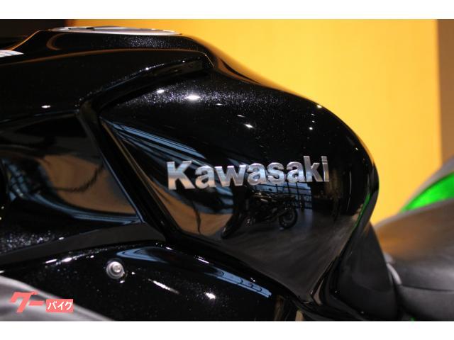 最終価格新品❣️完売2025ssIENA BLACK パフィージャケット サテンブルゾン（BLACK） – YGEX OFFICIAL SHOP