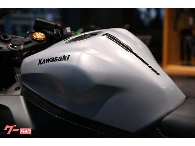 カワサキ Ninja ZX－4R SE 2025年モデル