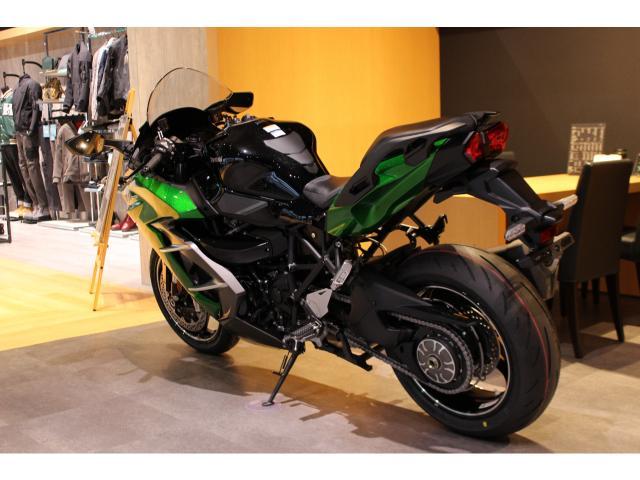 カワサキ Ninja H2 SX SE 2025年モデル｜カワサキ