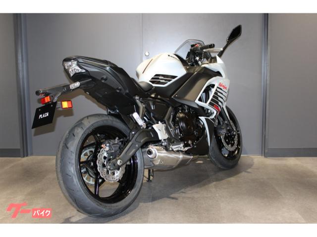 即購入不可さま専用 新製品情報】ZX-6R(24) 政府認証スリップオンマフラーIKAZUCHI | TRICK