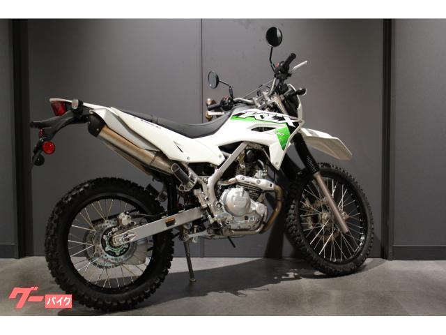 カワサキ KLX230 S 2026年モデル シート高845mm