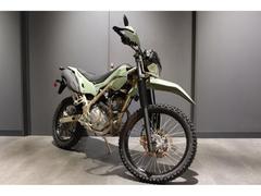 カワサキ　ＫＬＸ２３０シェルパ　ハンドガ−ド　アルミスキッドプレ−ト　テーパ−ドアルミハンドルバ−装備