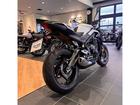 ストリートトリプル765R／2025モデル／認定中古車／120馬力／80Nm／クイックシフター／純正オプション付属