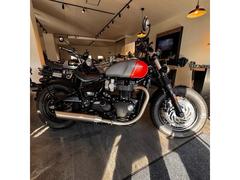 ＴＲＩＵＭＰＨ　ボンネビル　ボバー