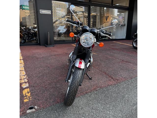 ボンネビルT120