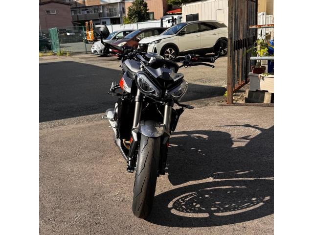 ストリートトリプルRS 2025モデル