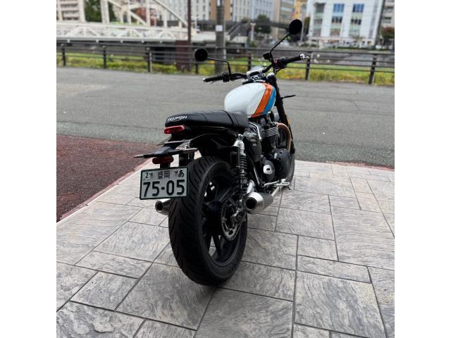 スピードツイン900 2025年モデル 純正オプション付属