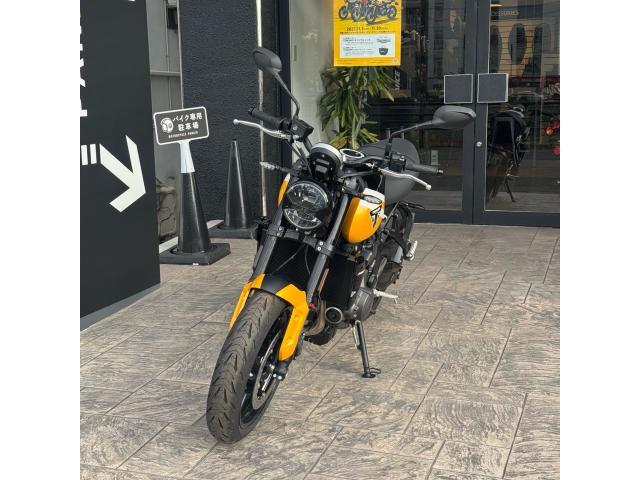 トライデント660／新型2025モデル／クイックシフター／スマホ連携機能／クルーズコントロール／スポーツモード