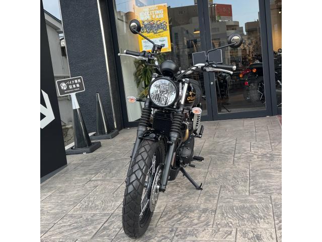 スクランブラー900IconEdition／2025限定モデル／サファイアブラック アルミニウムシルバー