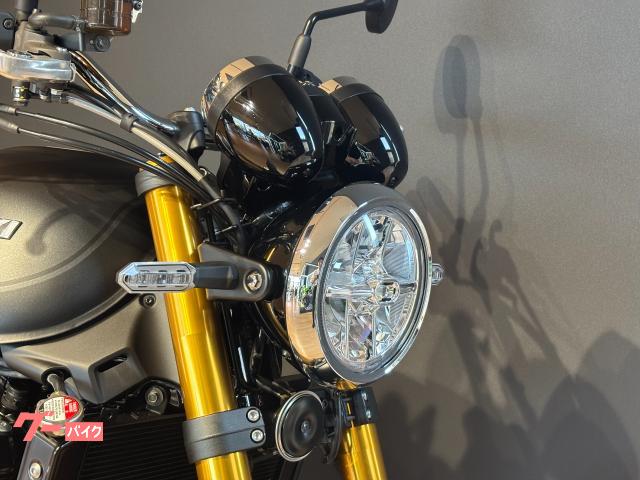 カワサキ Z900RS SE 2025年式 純正OPフロントフォーク