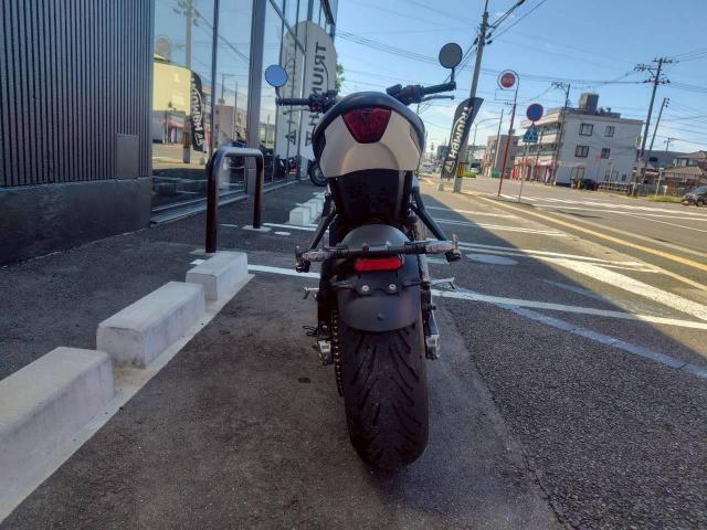 トライデント660