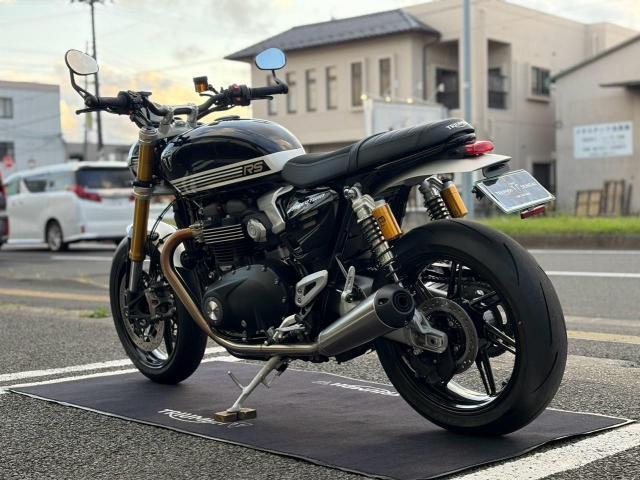 スピードツイン1200RS／CR－1ガラスコート／フェンダーレス／極小ウインカー