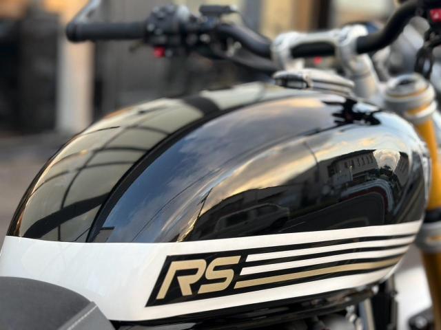 スピードツイン1200RS／CR－1ガラスコート／フェンダーレス／極小ウインカー