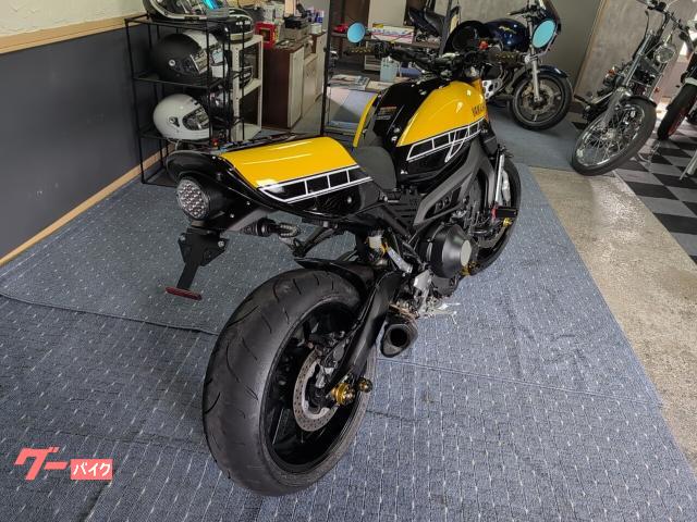 ヤマハ XSR900 60thアニバーサリー アクラボマフラー