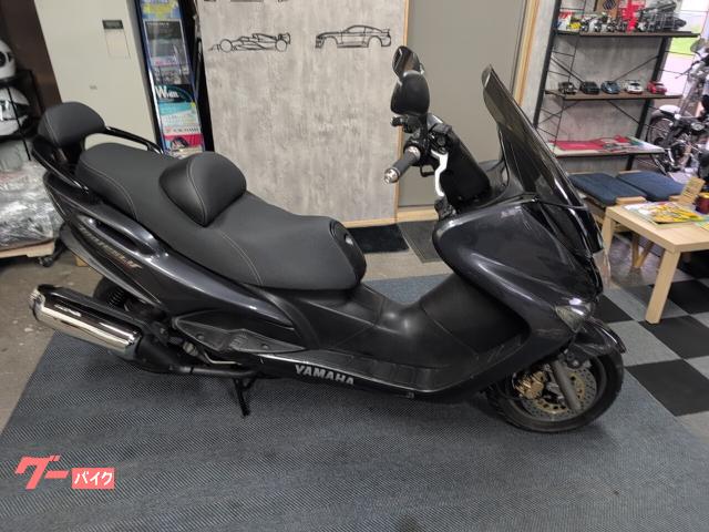 【カスタム多数】ヤマハ・マジェスティ125 後タイヤ新品インジェクション 軽整備済み YAMAHA MAJESTY 乗り出し価格！125cc 通勤通学に！ ヤマハ マジェスティ125 リアローダウン 前後タイヤ新品 駆動系整備