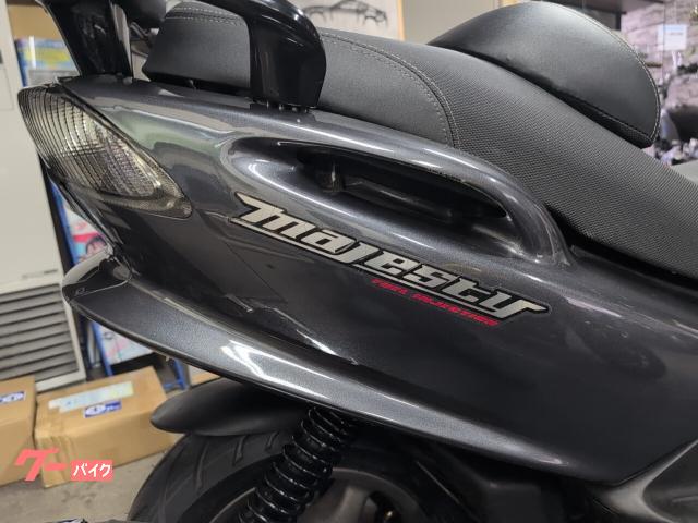 ヤマハ マジェスティ125 リアローダウン 前後タイヤ新品 駆動系整備