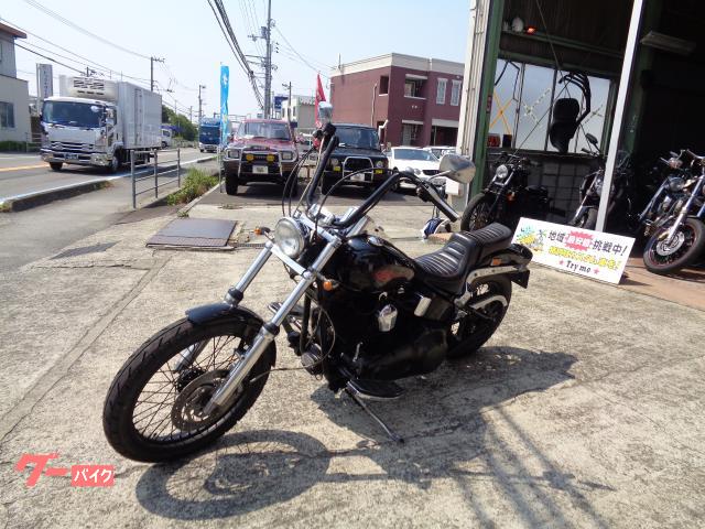 ＨＡＲＬＥＹ－ＤＡＶＩＤＳＯＮ ＦＸＳＴ　ソフテイルスタンダード　１４５０　Ｓ＆Ｓキャブ　エアクリ　マフラー　ハンドル廻り　Ｋ＆Ｈシート　フットボード　カスタム車の画像（愛媛県